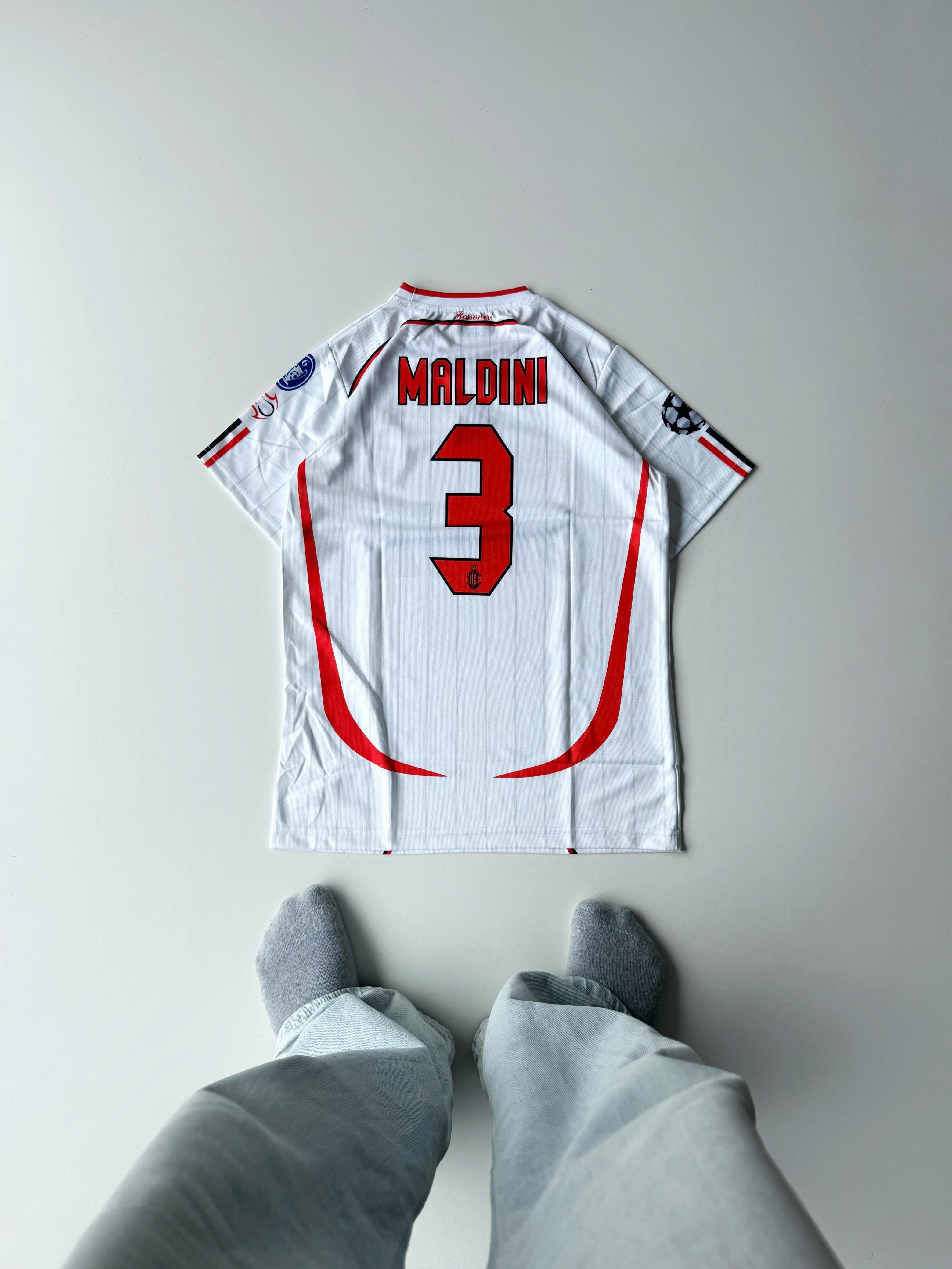 Ac milan 2006-07 away maldini half sleevs retro
